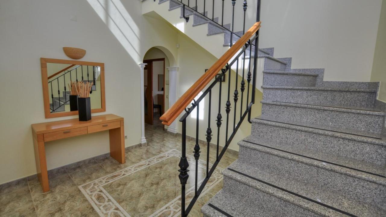 8-Bed Villa In Vilamoura-Sleeps-Playground-Pool エクステリア 写真