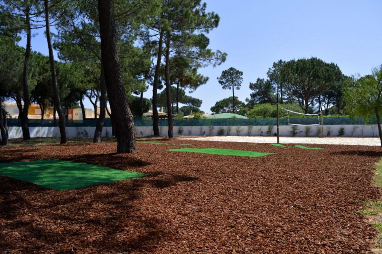 8-Bed Villa In Vilamoura-Sleeps-Playground-Pool エクステリア 写真