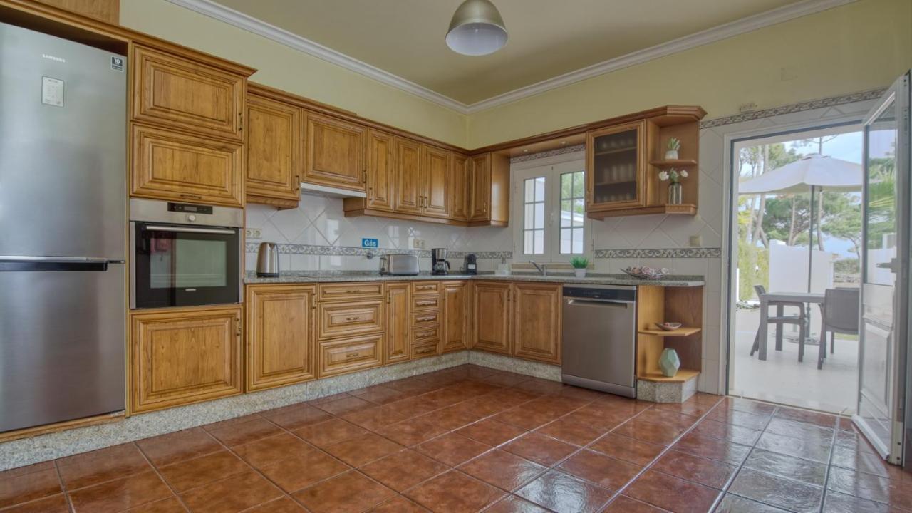 8-Bed Villa In Vilamoura-Sleeps-Playground-Pool エクステリア 写真