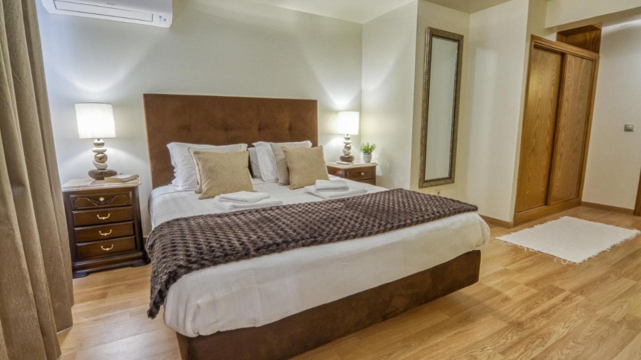 8-Bed Villa In Vilamoura-Sleeps-Playground-Pool エクステリア 写真